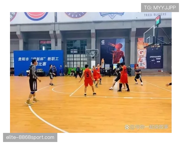 篮球规则深度解析：防守犯规和进攻犯规区别在哪里？